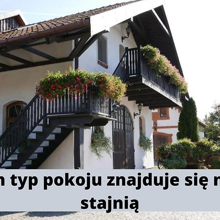 Dworek Romanowski Sulowo  Экстерьер фото